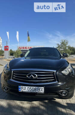 Позашляховик / Кросовер Infiniti QX70 2013 в Києві