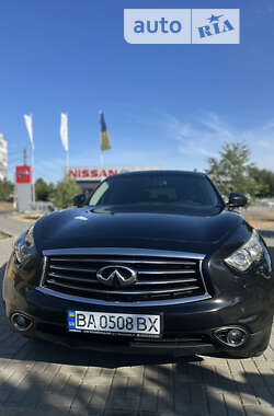 Внедорожник / Кроссовер Infiniti QX70 2013 в 