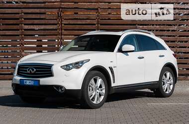 Позашляховик / Кросовер Infiniti QX70 2015 в Луцьку