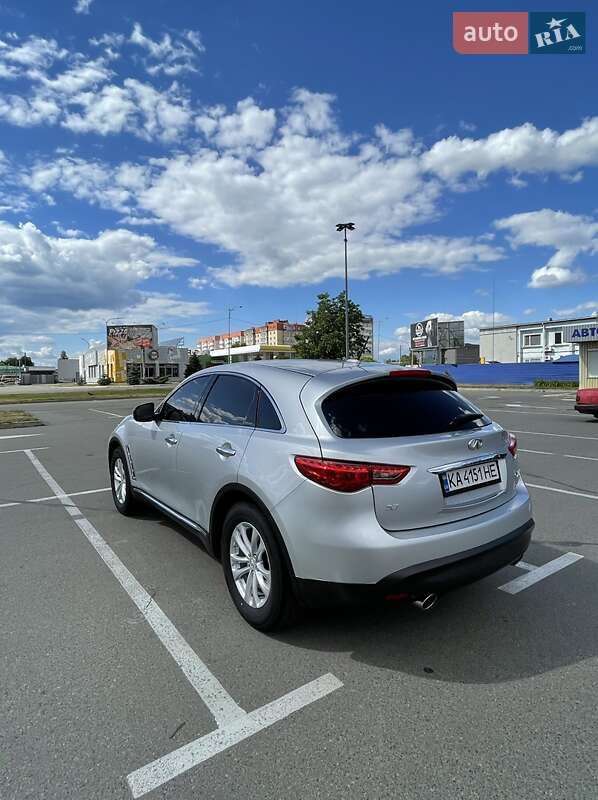 Позашляховик / Кросовер Infiniti QX70 2016 в Києві