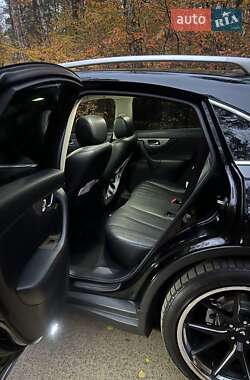 Позашляховик / Кросовер Infiniti QX70 2014 в Києві