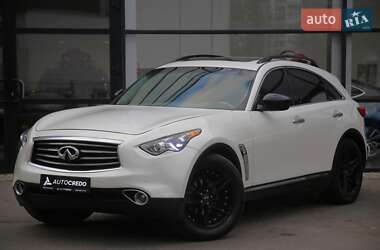 Позашляховик / Кросовер Infiniti QX70 2013 в Харкові