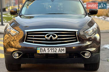 Внедорожник / Кроссовер Infiniti QX70 2014 в Киеве