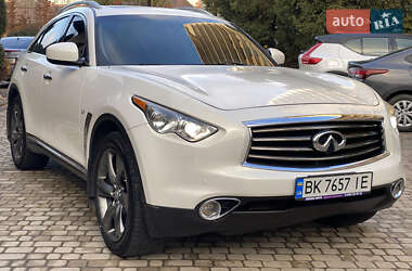 Позашляховик / Кросовер Infiniti QX70 2013 в Львові