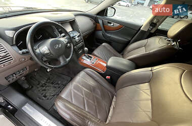 Внедорожник / Кроссовер Infiniti QX70 2014 в Киеве