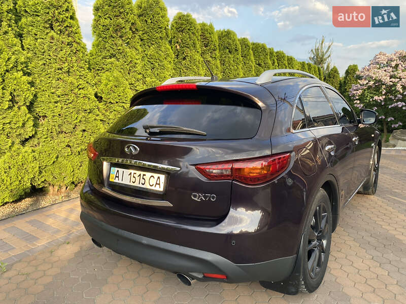 Позашляховик / Кросовер Infiniti QX70 2013 в Києві