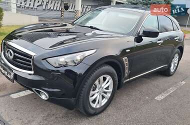 Седан Infiniti QX70 2013 в Києві