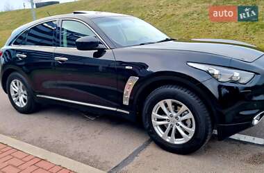 Позашляховик / Кросовер Infiniti QX70 2013 в Києві