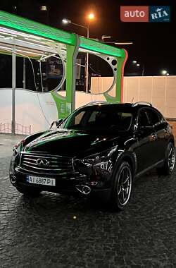 Позашляховик / Кросовер Infiniti QX70 2014 в Києві