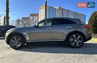 Позашляховик / Кросовер Infiniti QX70 2014 в Івано-Франківську