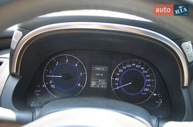 Внедорожник / Кроссовер Infiniti QX70 2013 в Виннице