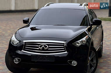 Внедорожник / Кроссовер Infiniti QX70 2015 в Одессе