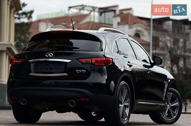 Внедорожник / Кроссовер Infiniti QX70 2015 в Одессе