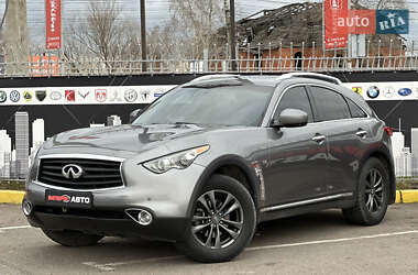 Внедорожник / Кроссовер Infiniti QX70 2014 в Киеве