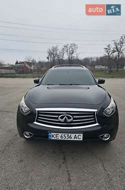 Внедорожник / Кроссовер Infiniti QX70 2014 в Днепре