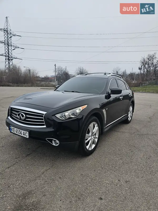 Внедорожник / Кроссовер Infiniti QX70 2014 в 