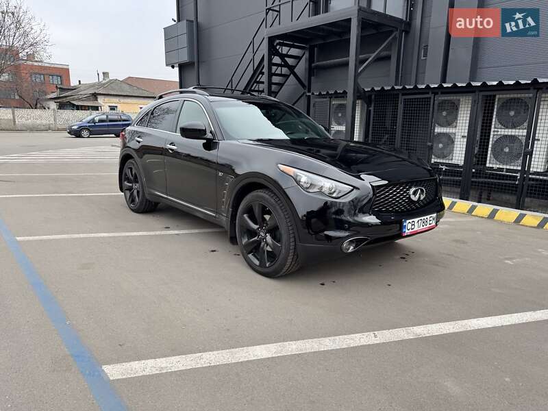 Внедорожник / Кроссовер Infiniti QX70 2017 в Чернигове