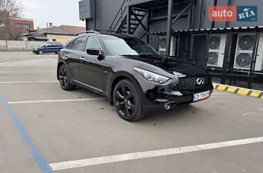 Внедорожник / Кроссовер Infiniti QX70 2017 в 