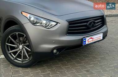 Внедорожник / Кроссовер Infiniti QX70 2015 в Одессе