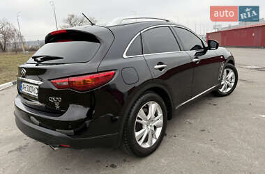 Внедорожник / Кроссовер Infiniti QX70 2013 в Киеве