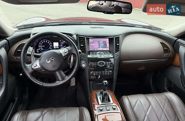 Внедорожник / Кроссовер Infiniti QX70 2013 в Киеве