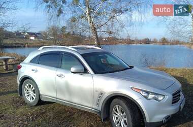 Позашляховик / Кросовер Infiniti QX70 2013 в Ірпені