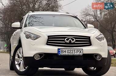 Внедорожник / Кроссовер Infiniti QX70 2013 в Одессе
