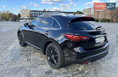 Внедорожник / Кроссовер Infiniti QX70 2017 в 