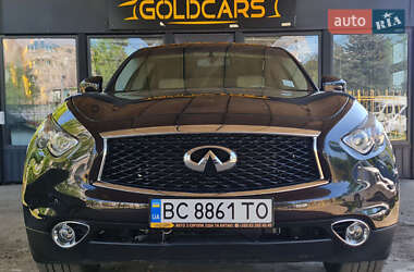 Позашляховик / Кросовер Infiniti QX70 2015 в 