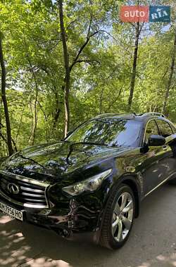 Внедорожник / Кроссовер Infiniti QX70 2013 в 