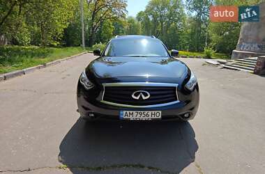 Внедорожник / Кроссовер Infiniti QX70 2013 в 