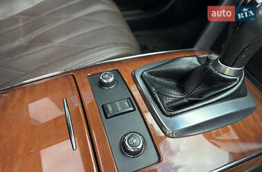 Внедорожник / Кроссовер Infiniti QX70 2013 в 