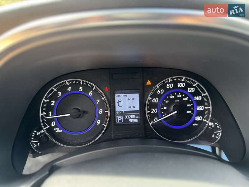 Внедорожник / Кроссовер Infiniti QX70 2016 в Черкассах фото 12 Внедорожник / Кроссовер Infiniti QX70 2016 в Черкассах