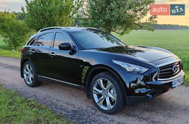 Внедорожник / Кроссовер Infiniti QX70 2013 в 