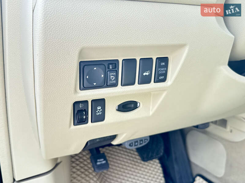 Внедорожник / Кроссовер Infiniti QX70 2016 в Виннице