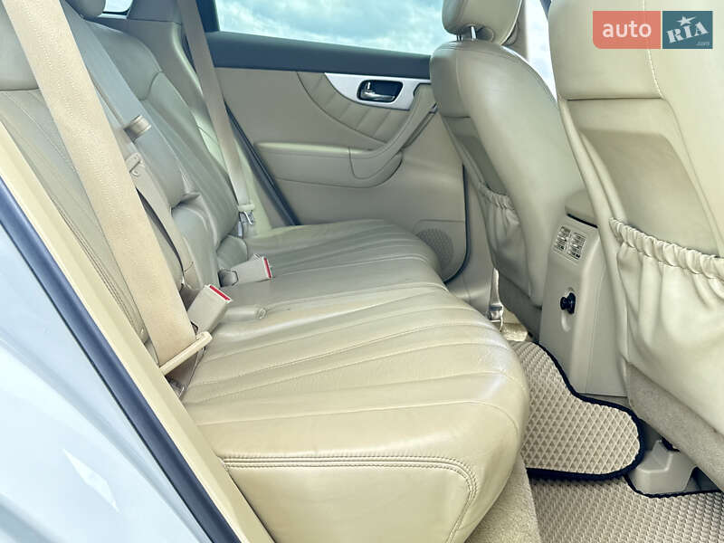 Внедорожник / Кроссовер Infiniti QX70 2016 в Виннице