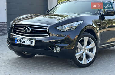 Позашляховик / Кросовер Infiniti QX70 2013 в 