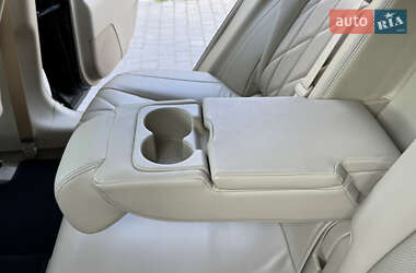 Позашляховик / Кросовер Infiniti QX70 2013 в 