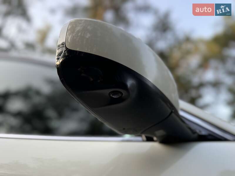 Внедорожник / Кроссовер Infiniti QX70 2014 в Киеве