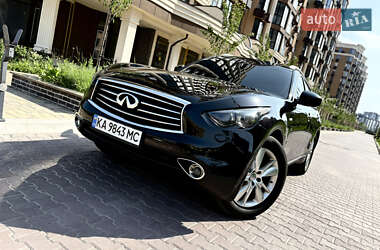 Внедорожник / Кроссовер Infiniti QX70 2014 в Киеве