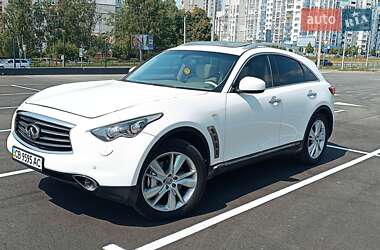 Внедорожник / Кроссовер Infiniti QX70 2014 в 