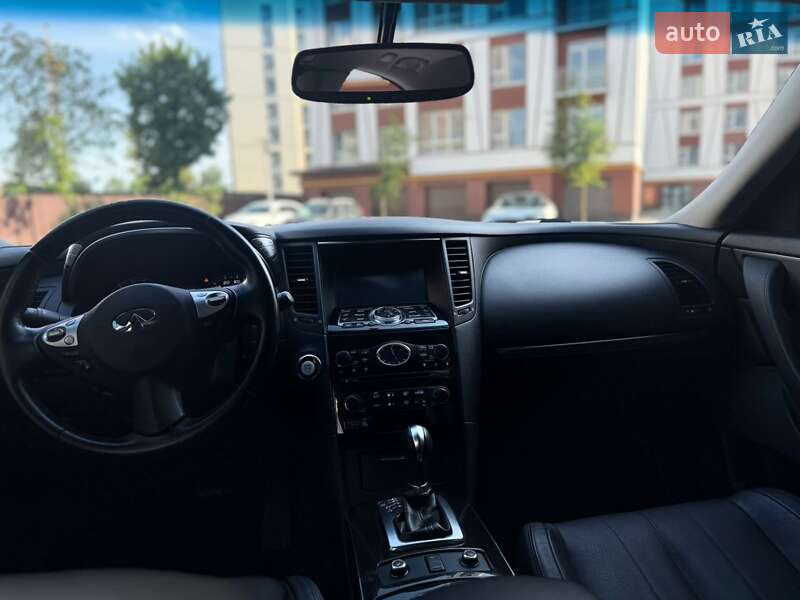 Внедорожник / Кроссовер Infiniti QX70 2016 в Ивано-Франковске