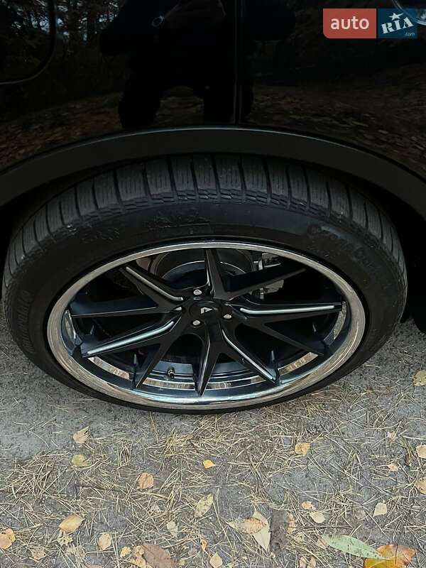 Внедорожник / Кроссовер Infiniti QX70 2014 в Киеве