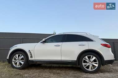 Внедорожник / Кроссовер Infiniti QX70 2013 в 