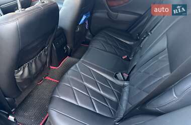 Внедорожник / Кроссовер Infiniti QX70 2013 в 