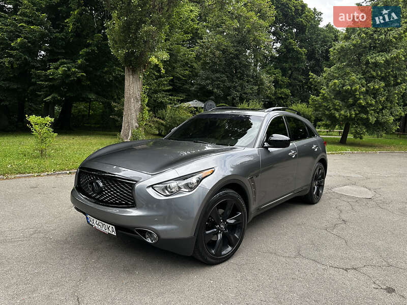 Infiniti QX70 2017