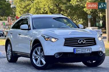 Внедорожник / Кроссовер Infiniti QX70 2013 в Одессе