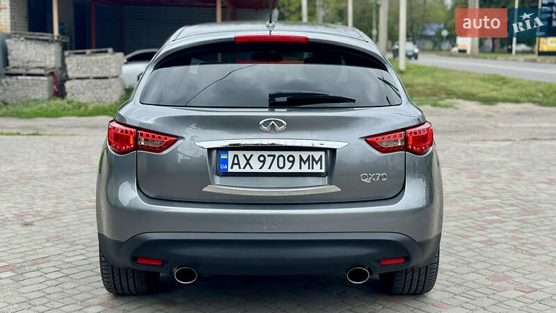 Позашляховик / Кросовер Infiniti QX70 2016 в Харкові