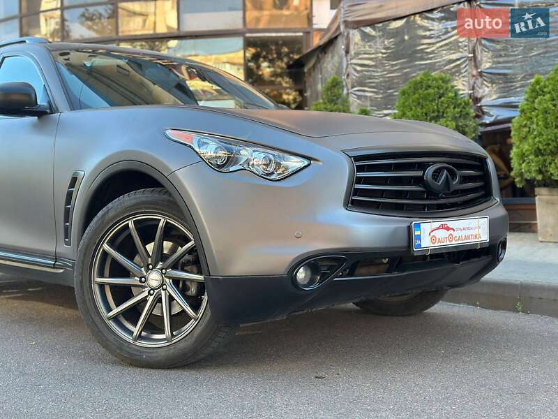 Внедорожник / Кроссовер Infiniti QX70 2015 в Одессе фото 8 Внедорожник / Кроссовер Infiniti QX70 2015 в Одессе