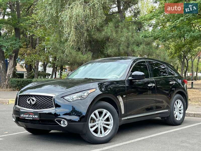 Infiniti QX70 2016